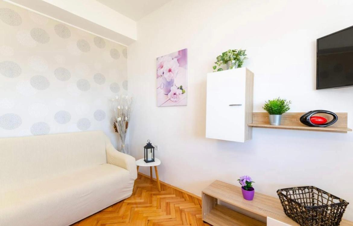 Apartments Tatjana Crikvenica Buitenkant foto